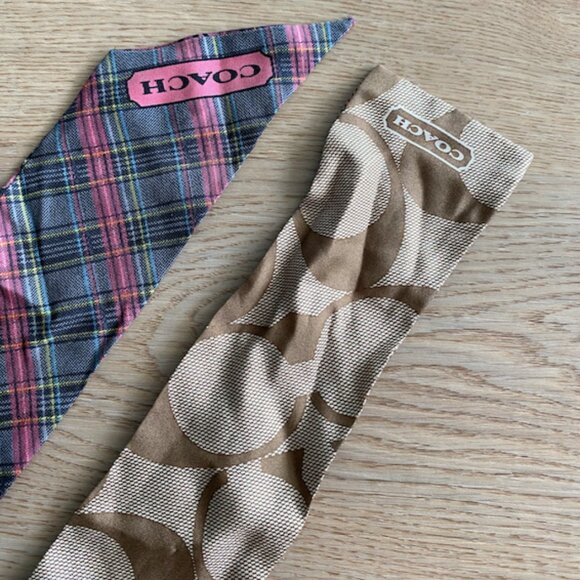 Authentic Coach Monogrammed Scarves Reversible - Picture 4 of 4